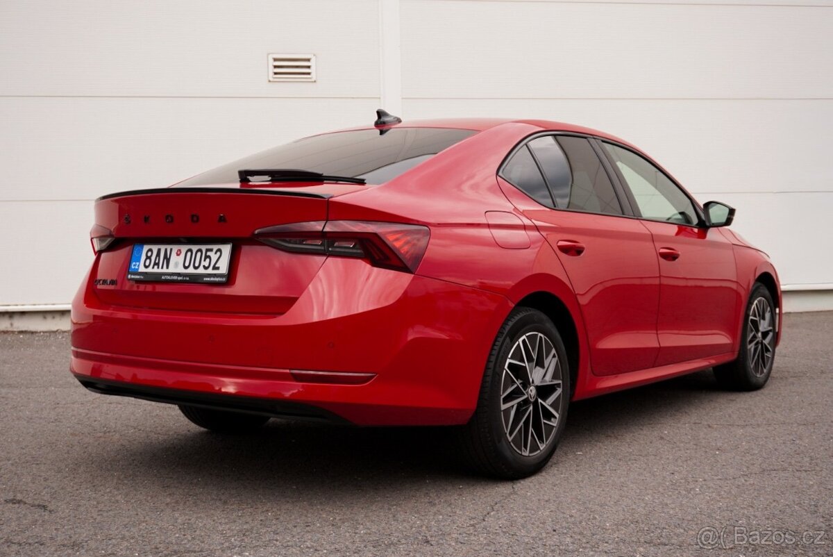 Škoda Octavia 1.5 TSI STYLE PLUS - 9