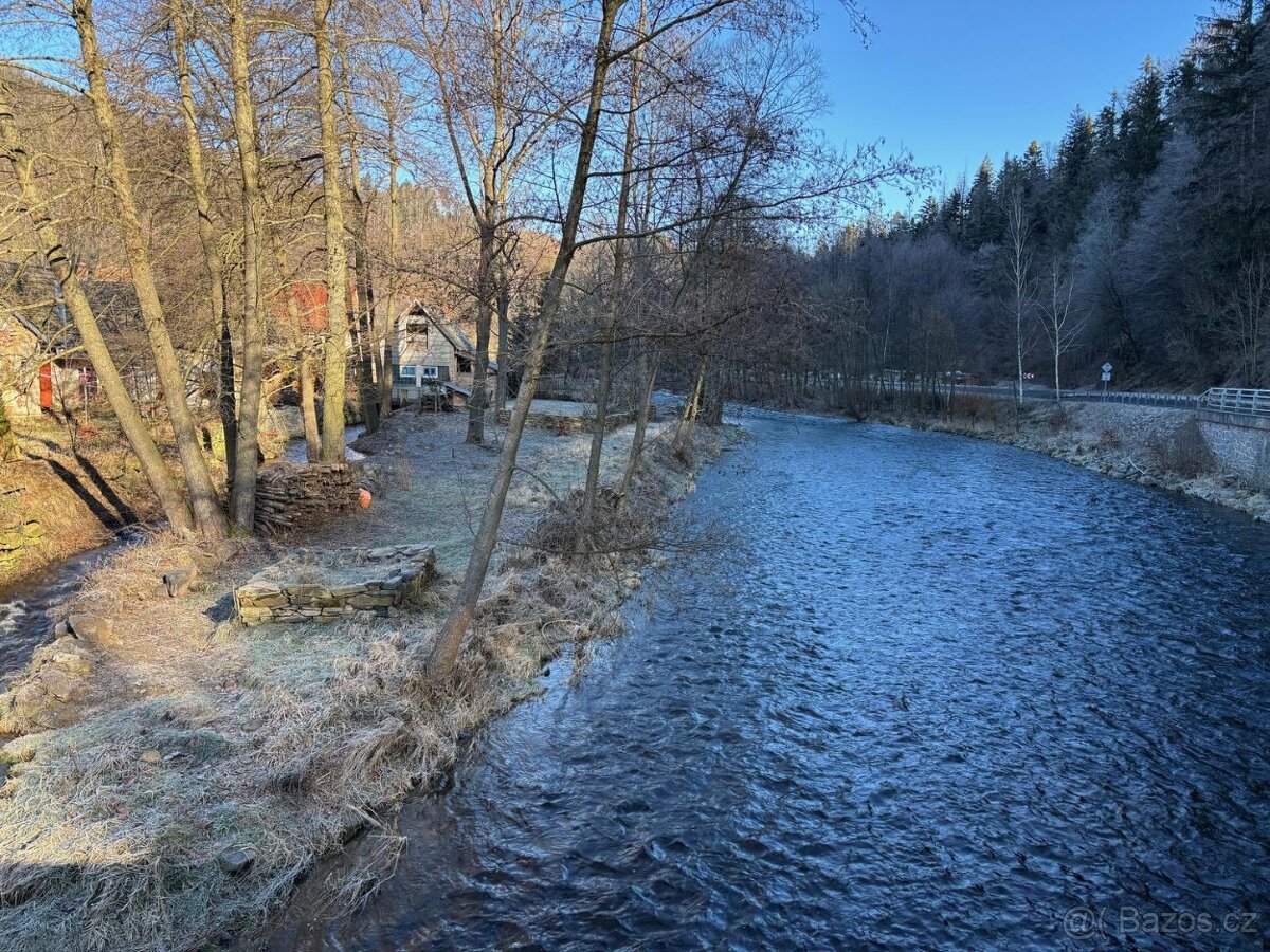 Prodej stavebního pozemku 1065m2 Koroužné - 9