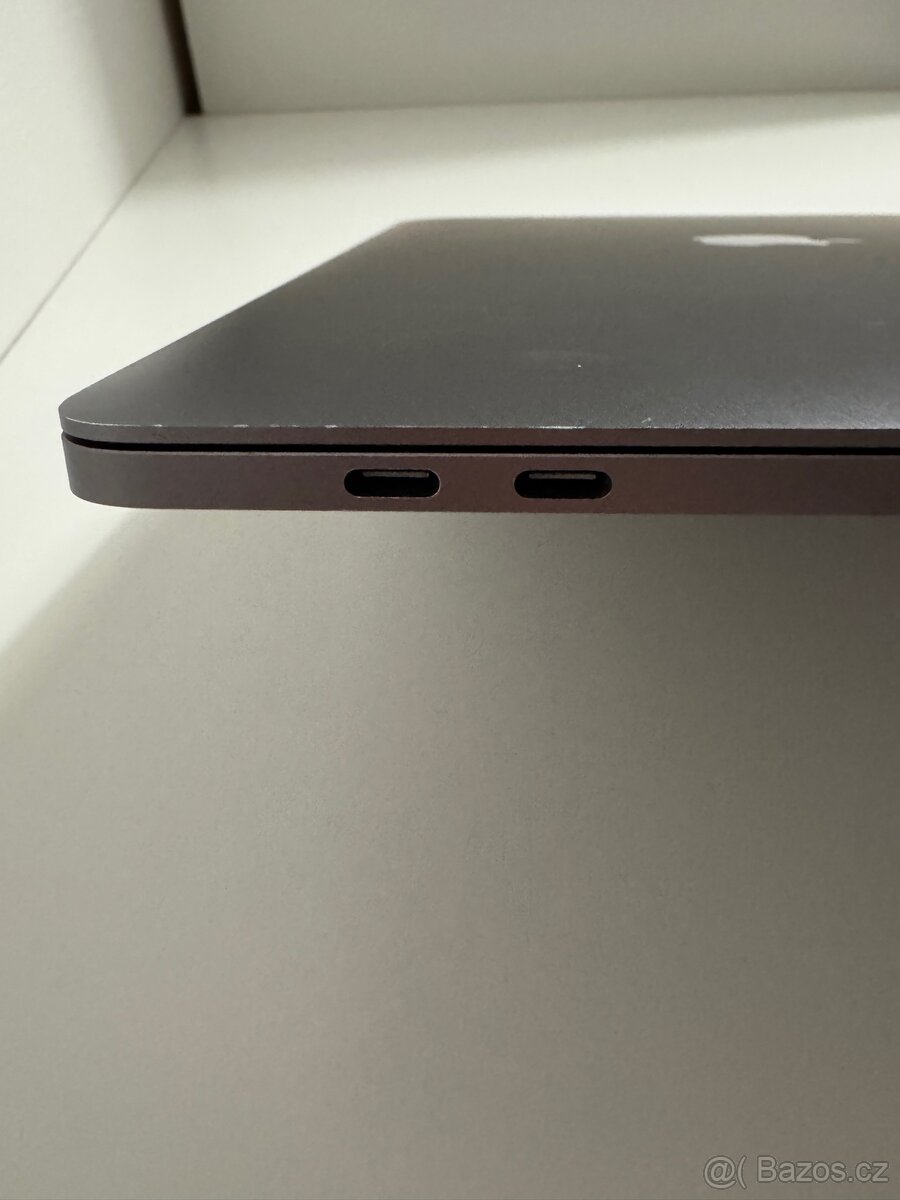 MacBook Pro 13” 2020 - 9