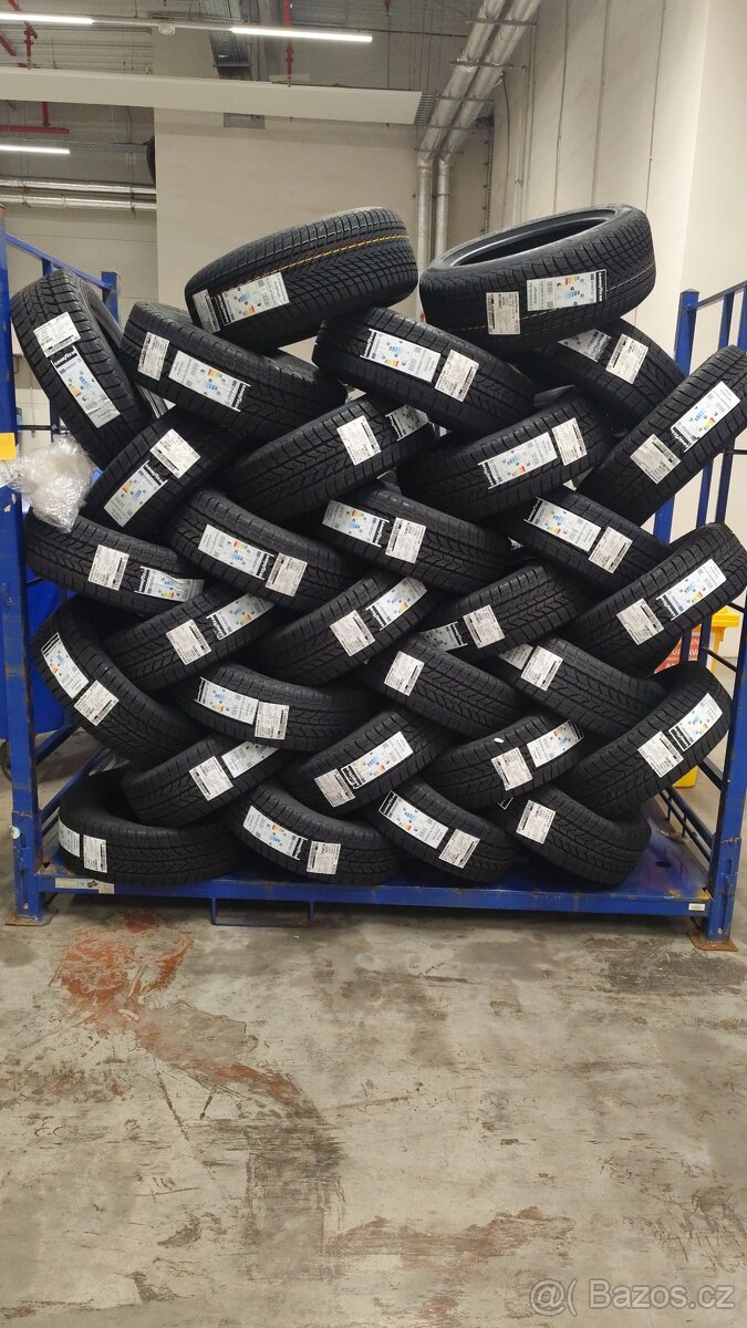 Hledáme řidiče na 12,18T, skupina B+C - 9