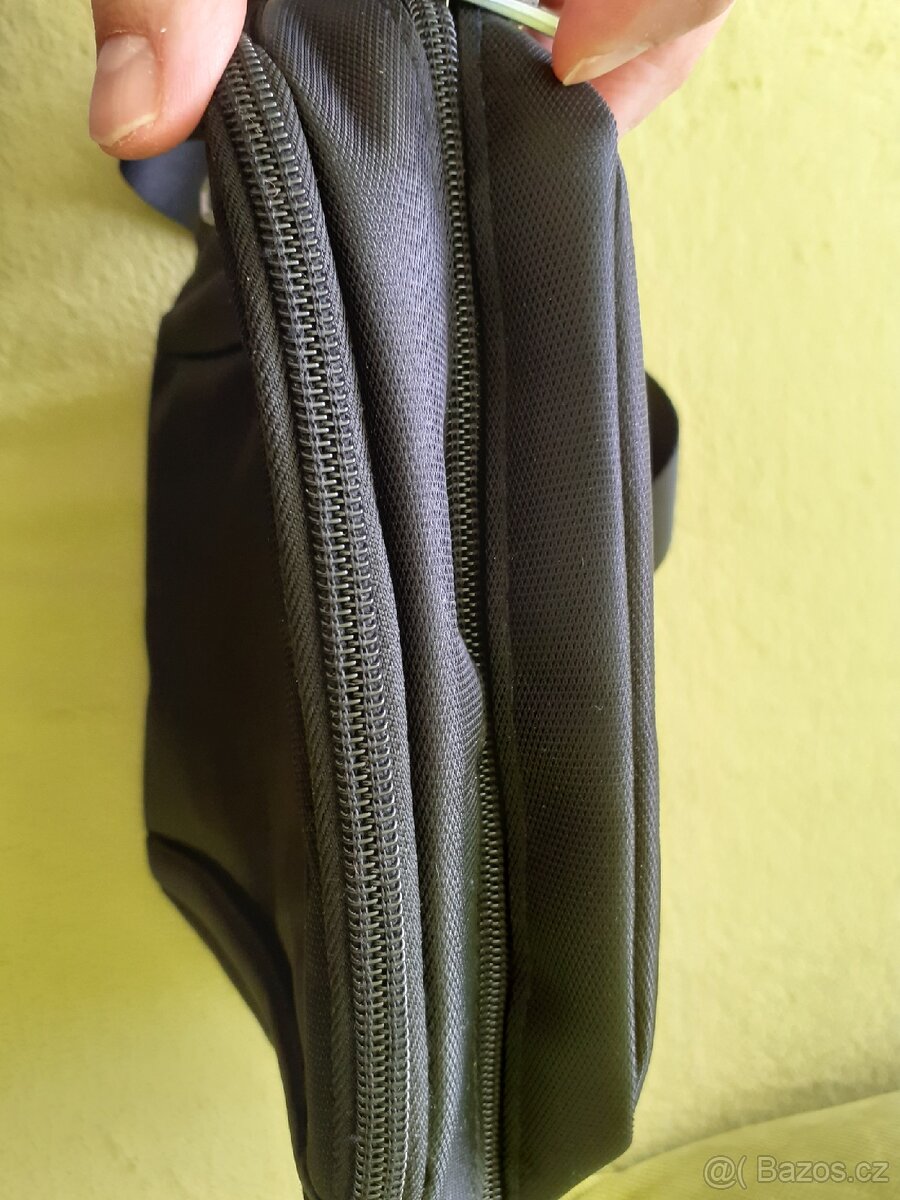 Praktická crossbody kabelka Mahel NOVÁ - 9