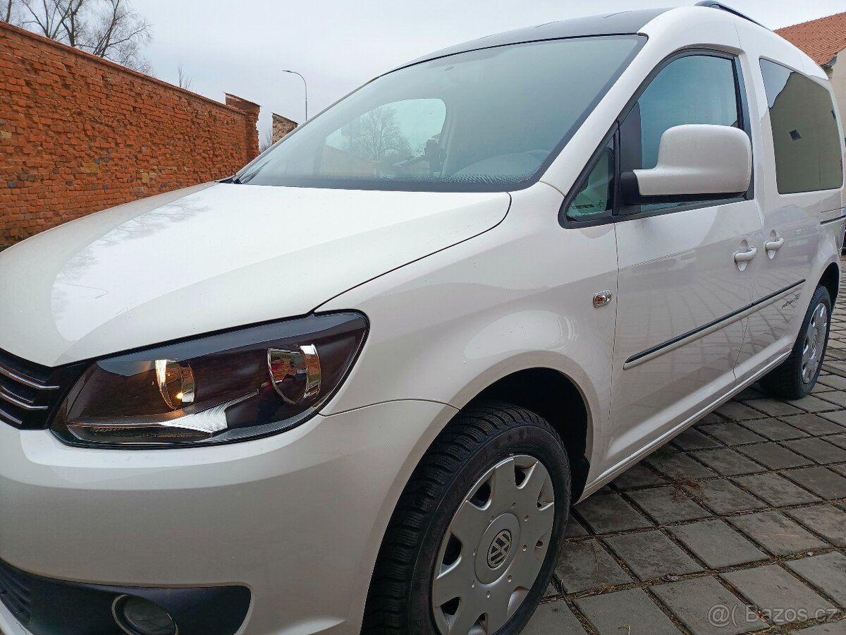 VOLKSWAGEN CADDY 1.6 TDI EDITION 30, najeto 164tisíc km - 9