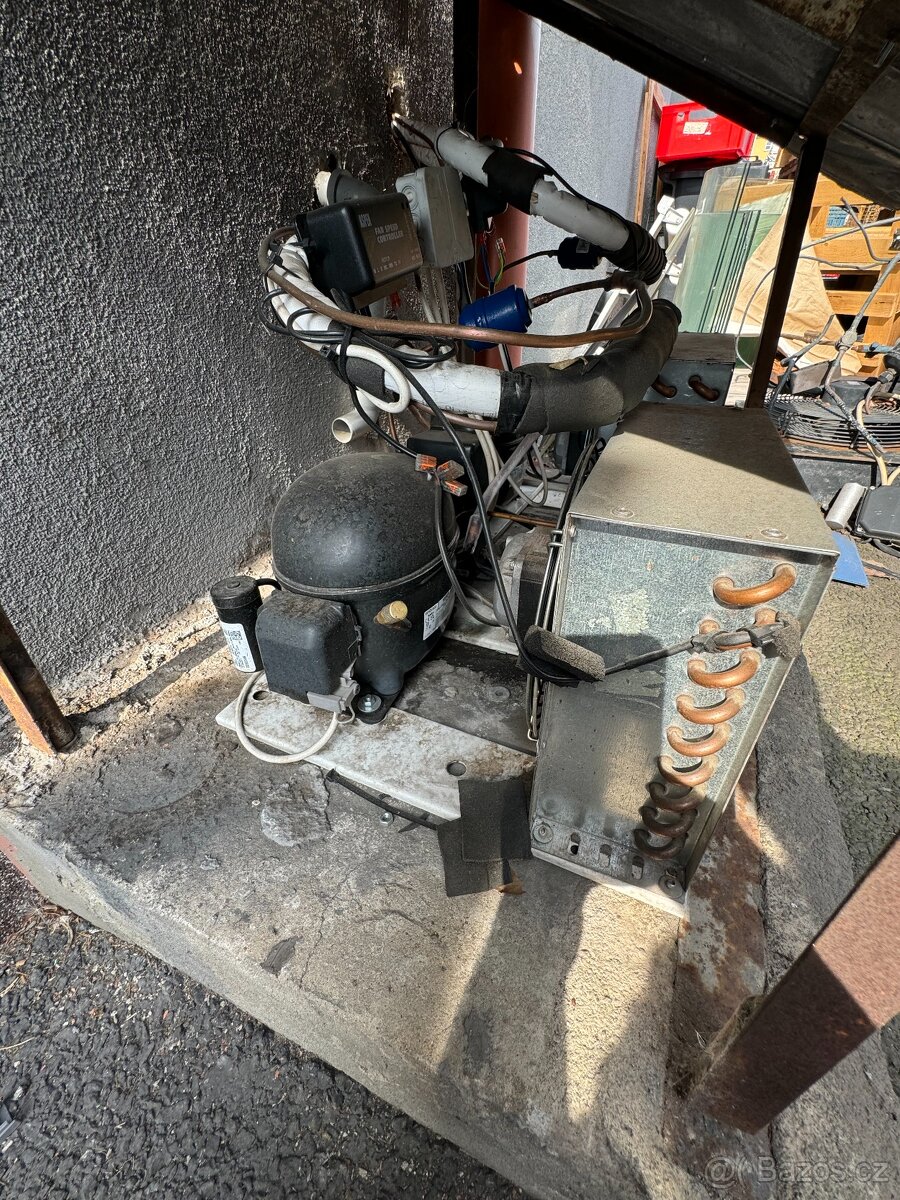 Chladící prodejní vitríny EUROPA - 9