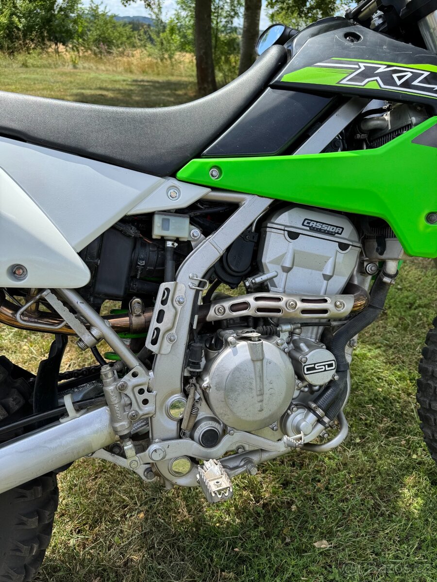 Kawasaki KLX 250S - 9