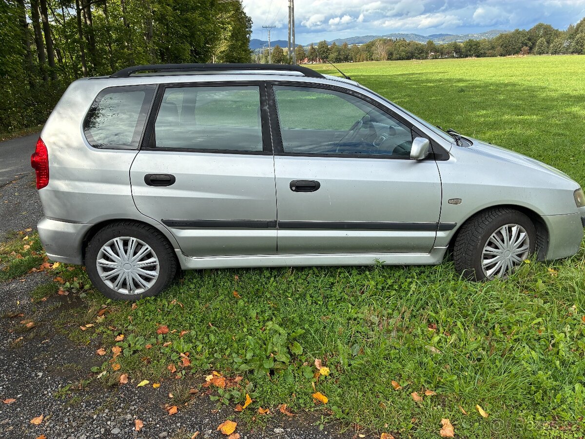 Mitsubishi Space Star - 9