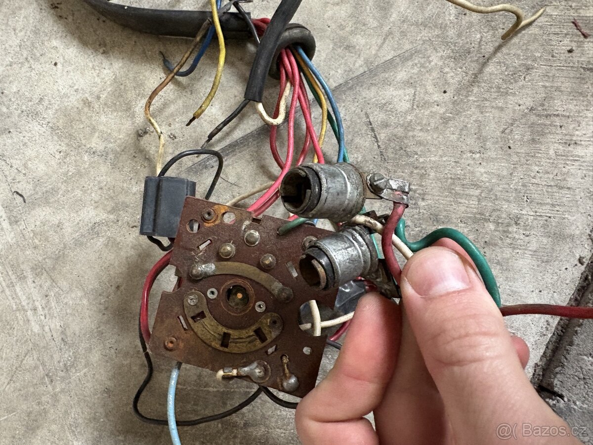 Jawa Californian přední světlomet BOSCH - 9