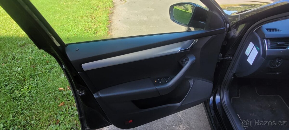 Octavia 3 combi face 1.6 tdi - 9