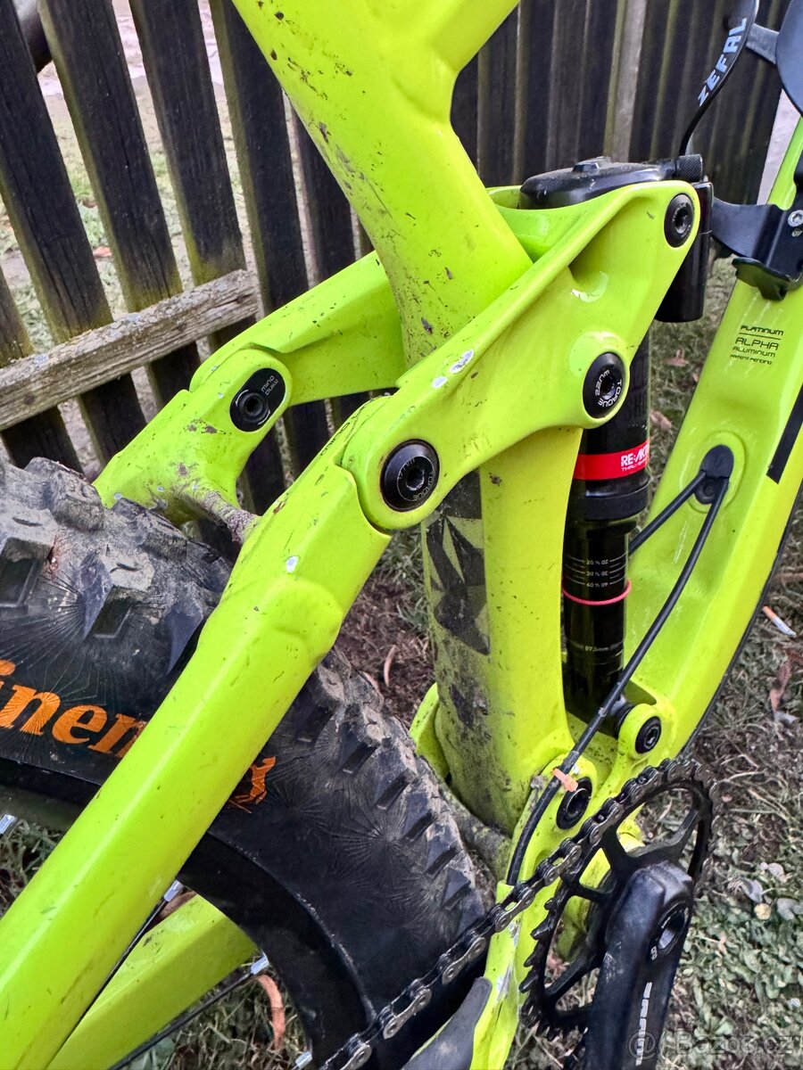 Trek Slash 8 XL - 9