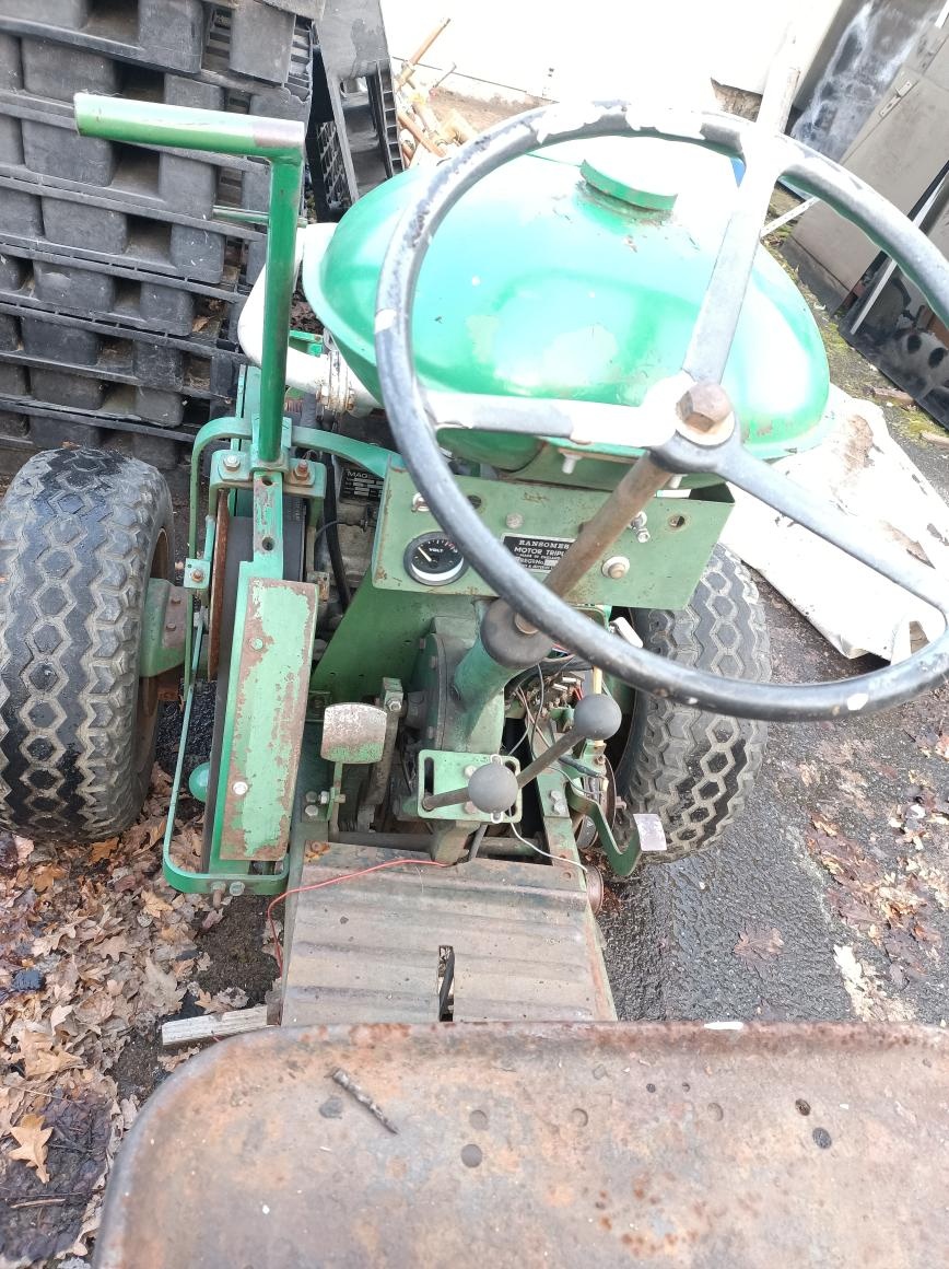 PRODÁM TENTO MALOTRAKTOR - 9