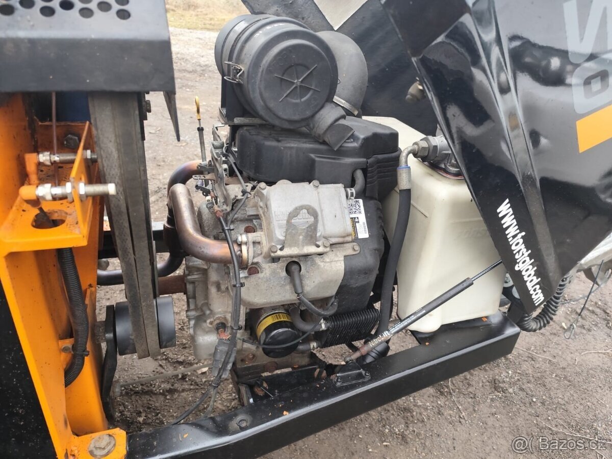 Mobilní profi štepkovač FORST ST6P 2020, ŠPZ. - 9