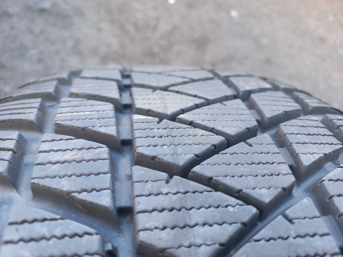 Prodám sadu ALU kol R.O.D. 245/65R17 zimní - 9
