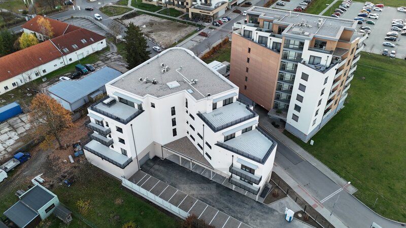 Pronájem bytu 1+kk 34 m² - 9