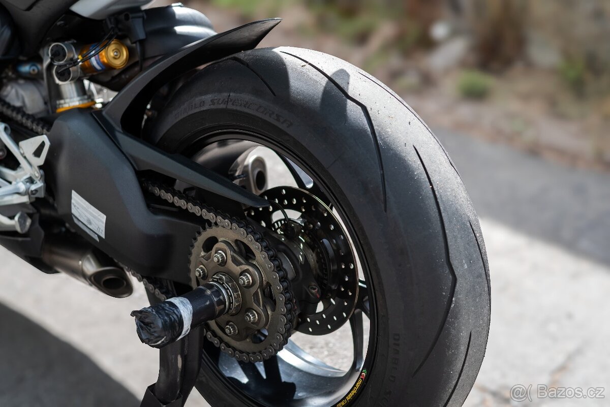 Ducati Panigale V4S Corse - 9