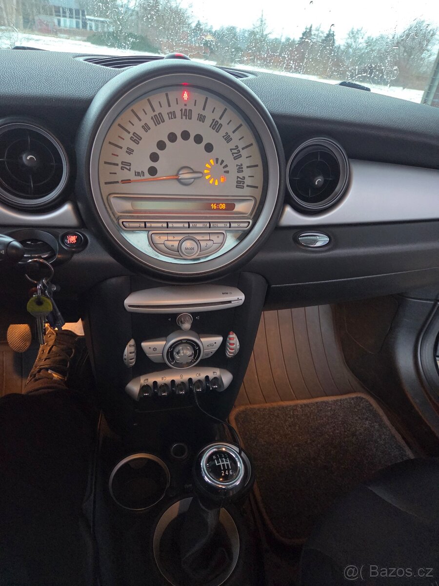 Mini Cooper R56 1.6i 88kW - 9