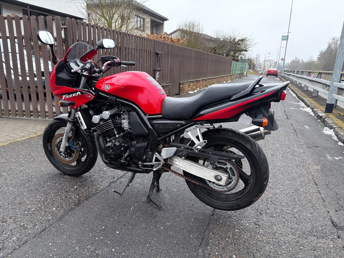 Yamaha Fzs 600 - 9
