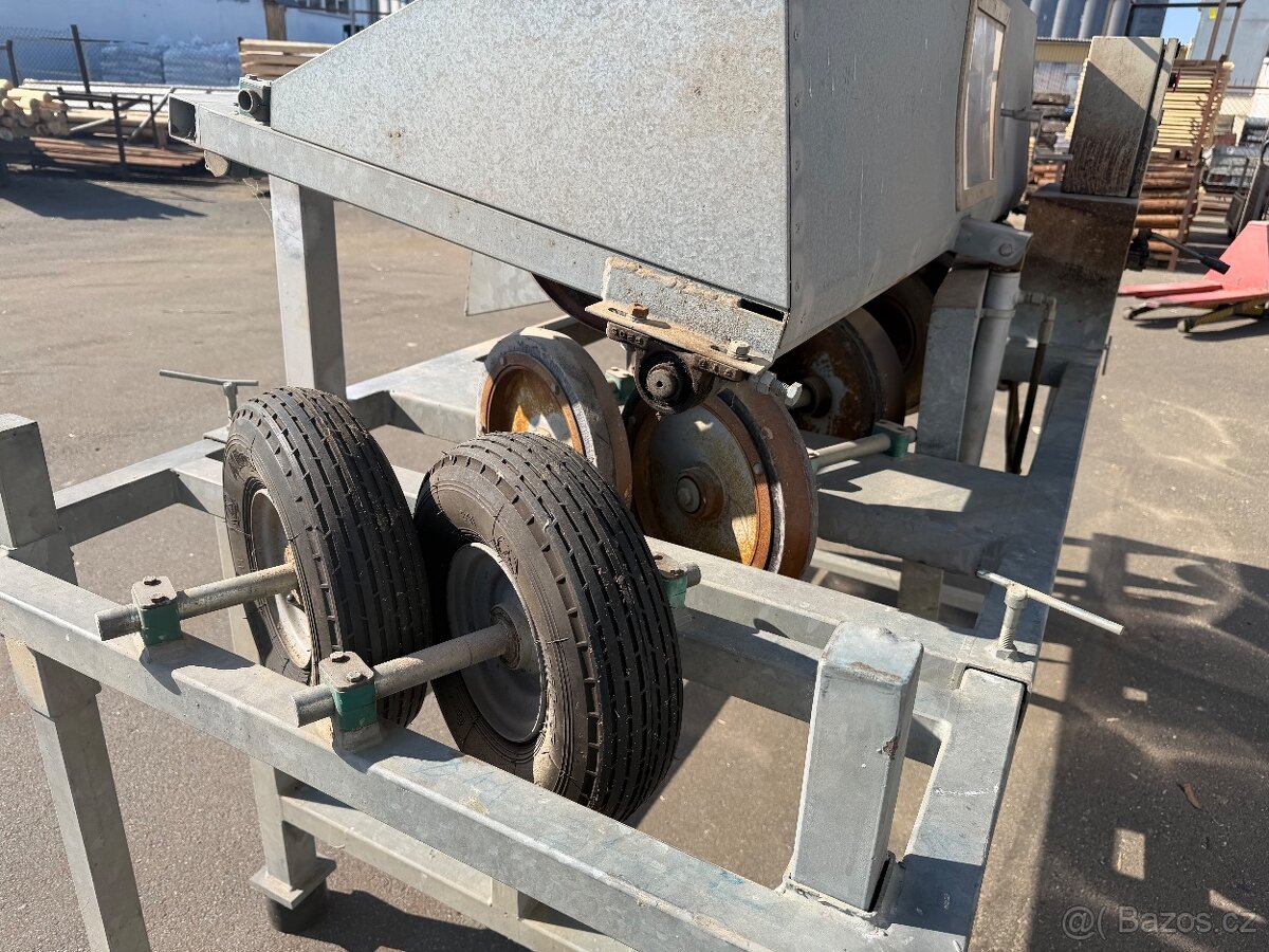 Fréza na kulatinu - dřevěné palisády - 9