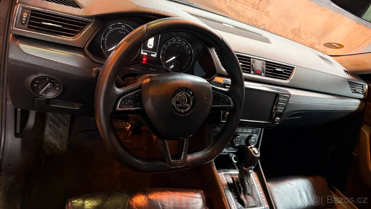 Skoda superb 3 iii 2017 nahradni dily combi - 9