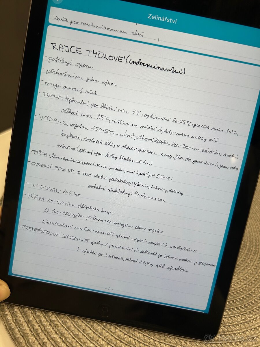 Apple iPad Air (2013) 16GB - 9