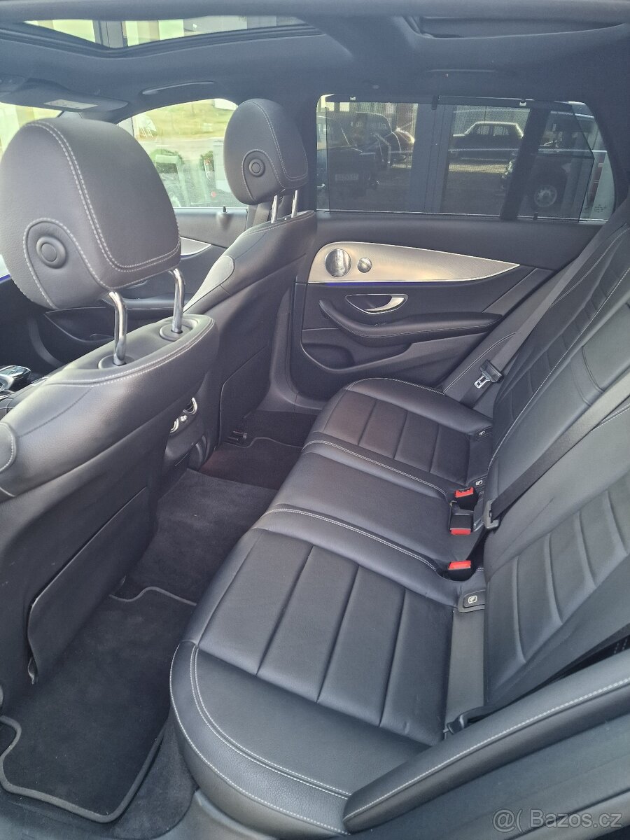 Mercedes-Benz E220d, kombi, panorama, Webasto, tažné, kůže - 9