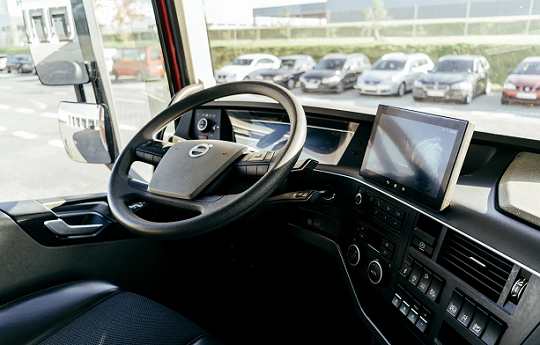 Volvo FH460 6x2 - velkoobjemová souprava průjezdná - 9