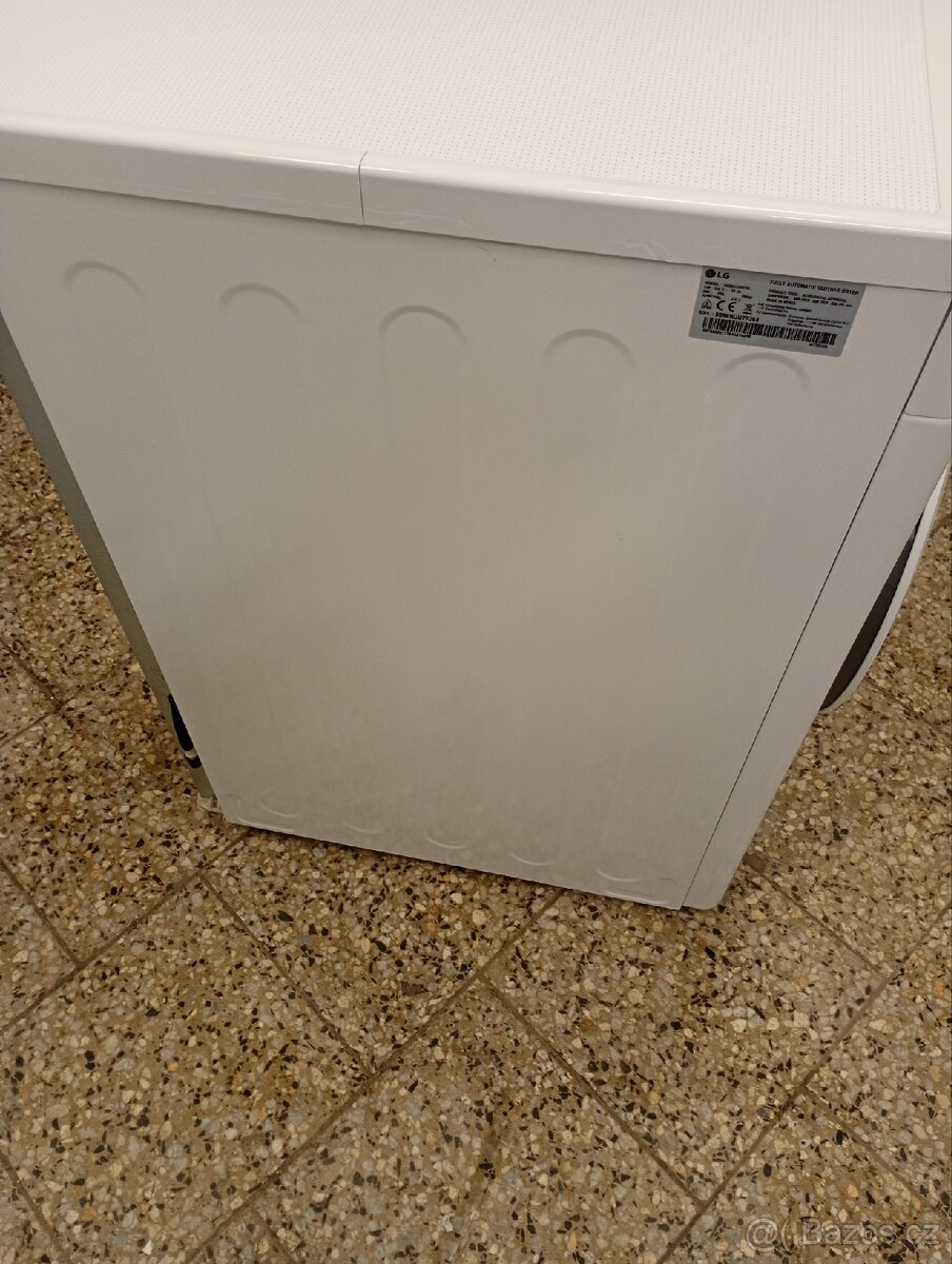 Sušička prádla s tepelným čerpadlem LG - 9