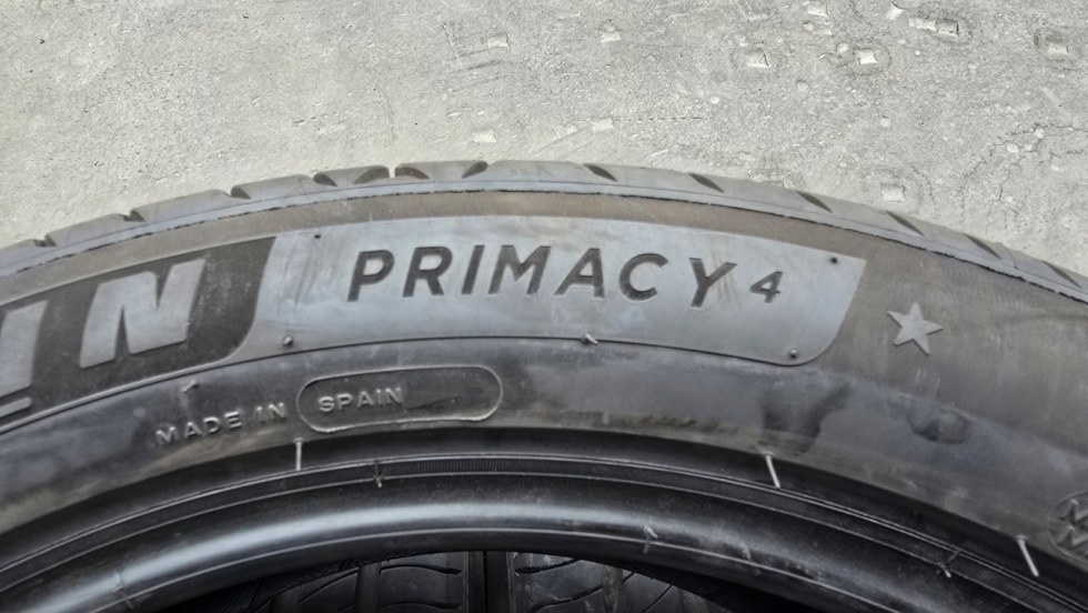 Letní pneu 225/50/18 Michelin - 9