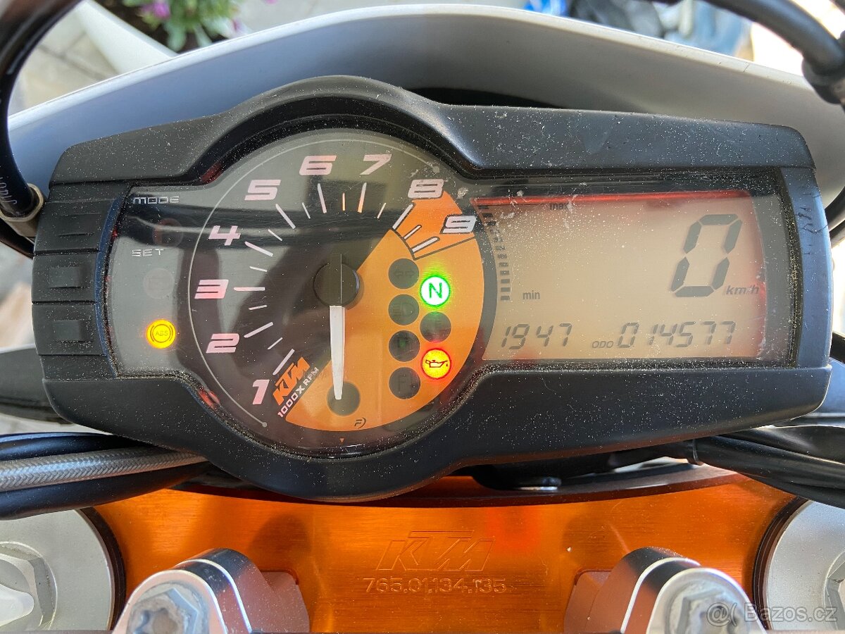 Supermoto KTM 690 SMC R - 9