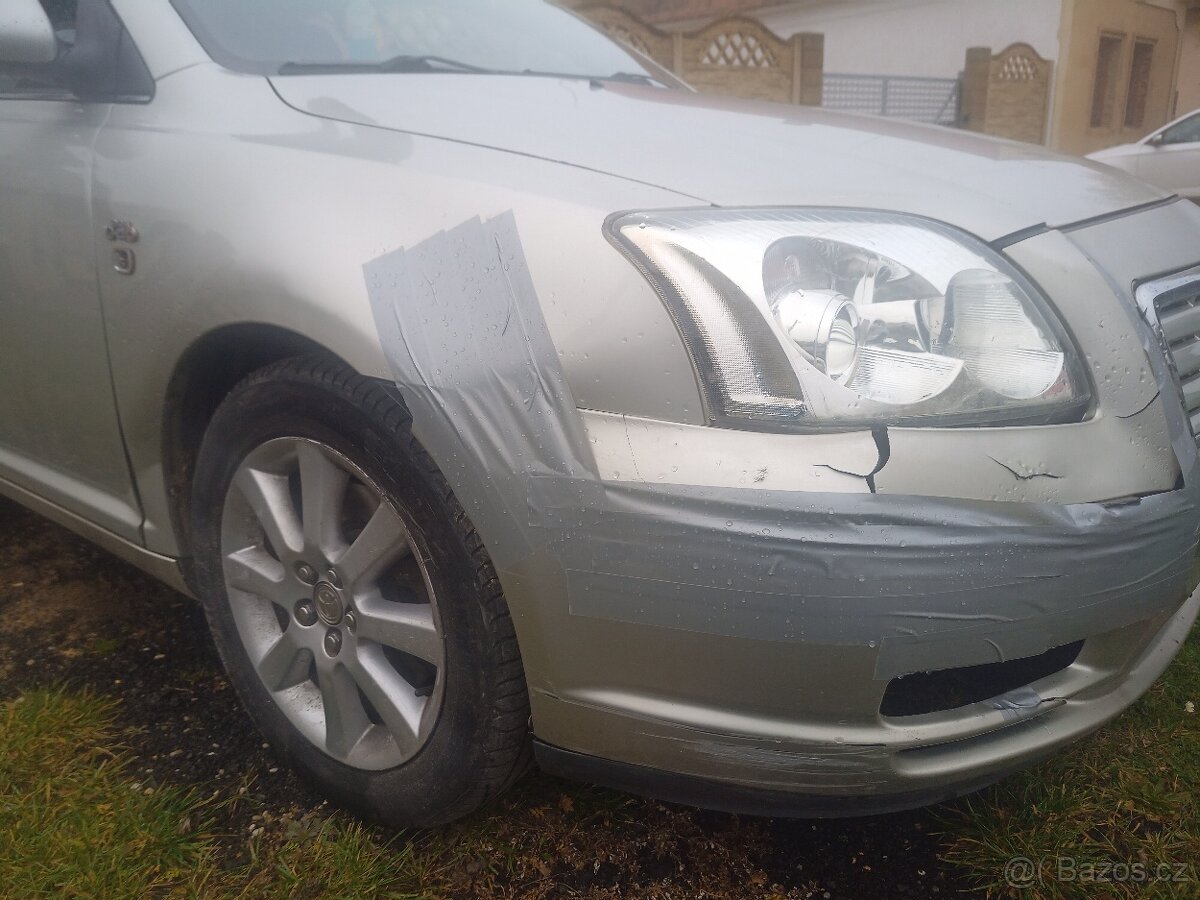 toyota avensis 2,0D r.v.2003 - 9