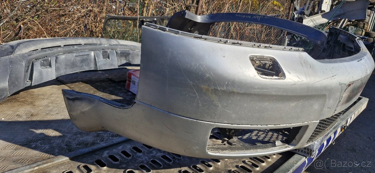 Predni naraznik Audi A6 S6 4B C5 - 9