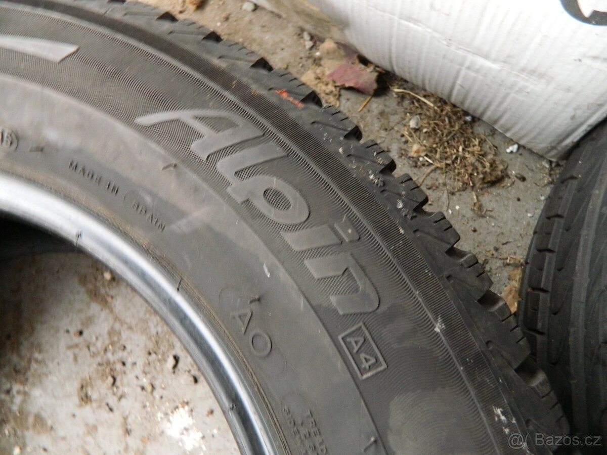 215/65 r16 98h 4ks zimní 6,5mm - 9