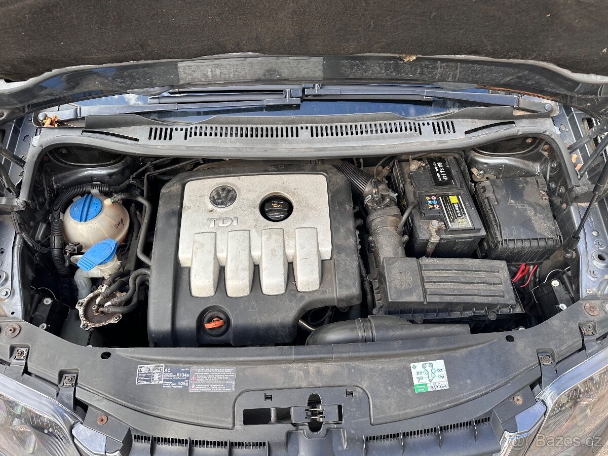 Touran 2.0 tdi dsg - 9