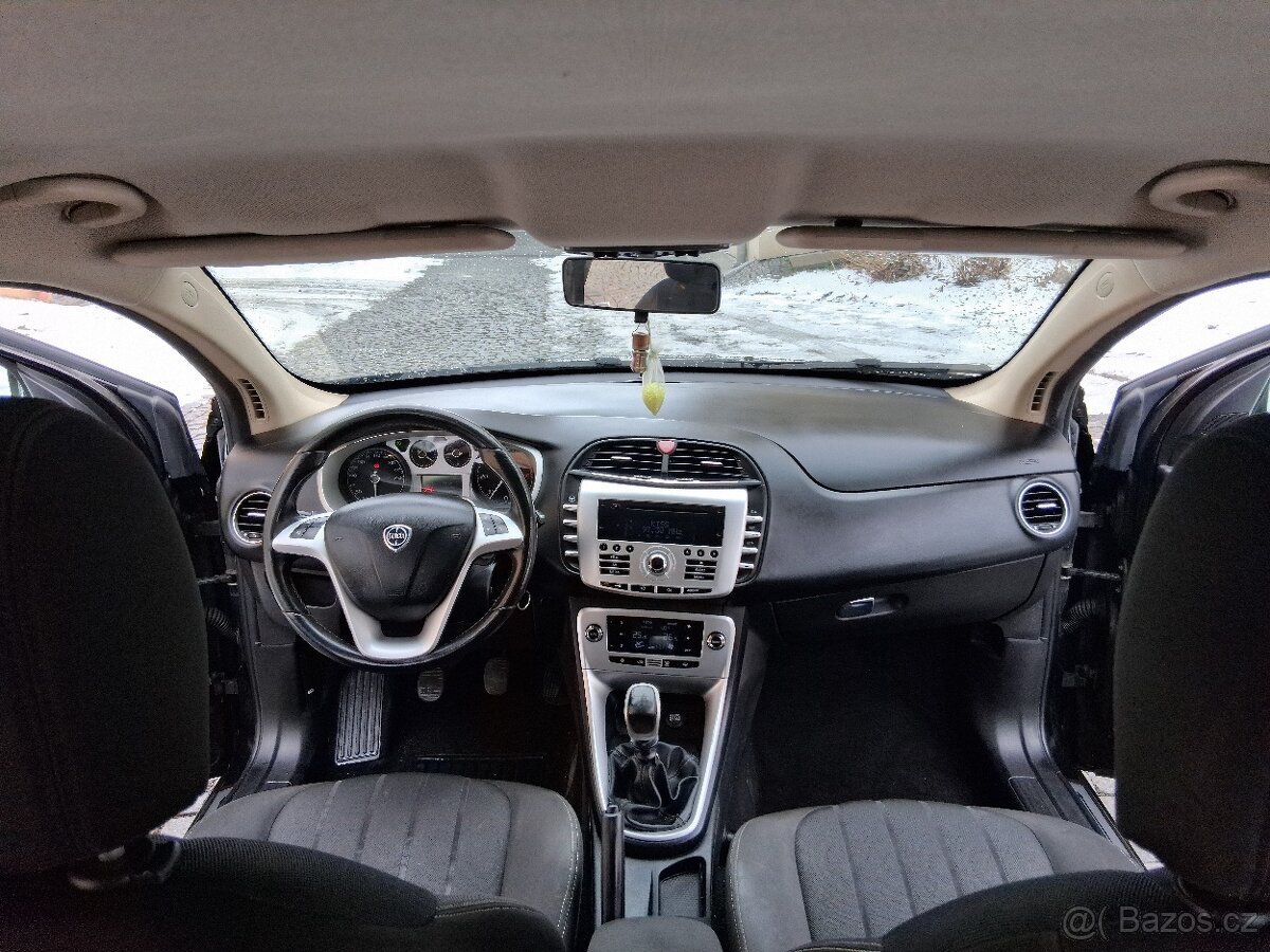 Lancia delta 1.6 multijet 88kw TOP - 9