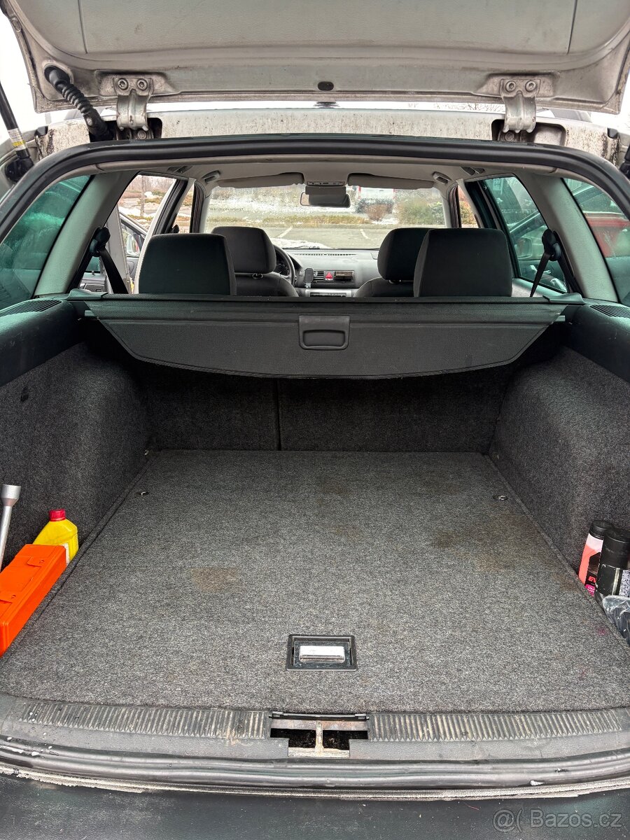 Škoda Octavia 1 combi - stříbrná - 9