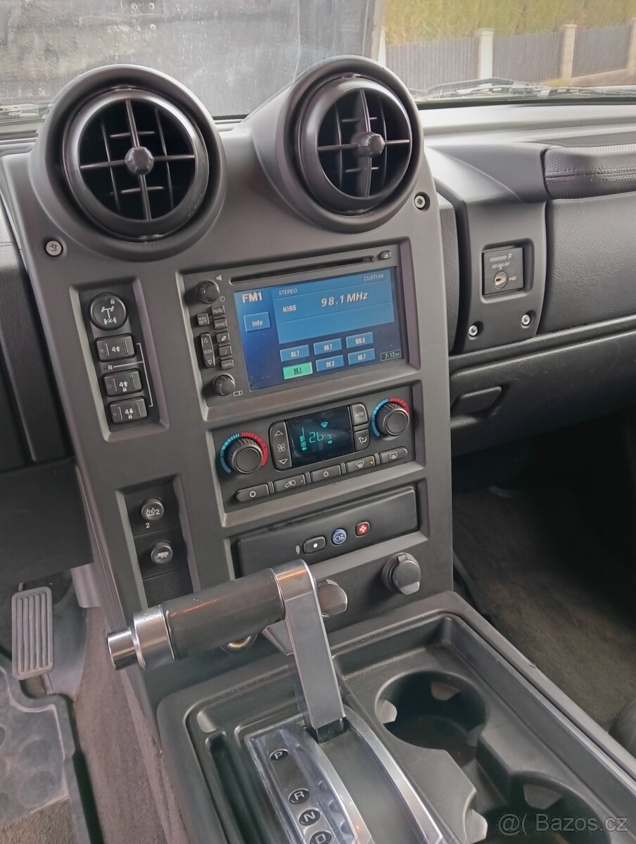 Hummer H2 6.0 V8 rok 2005 - 9
