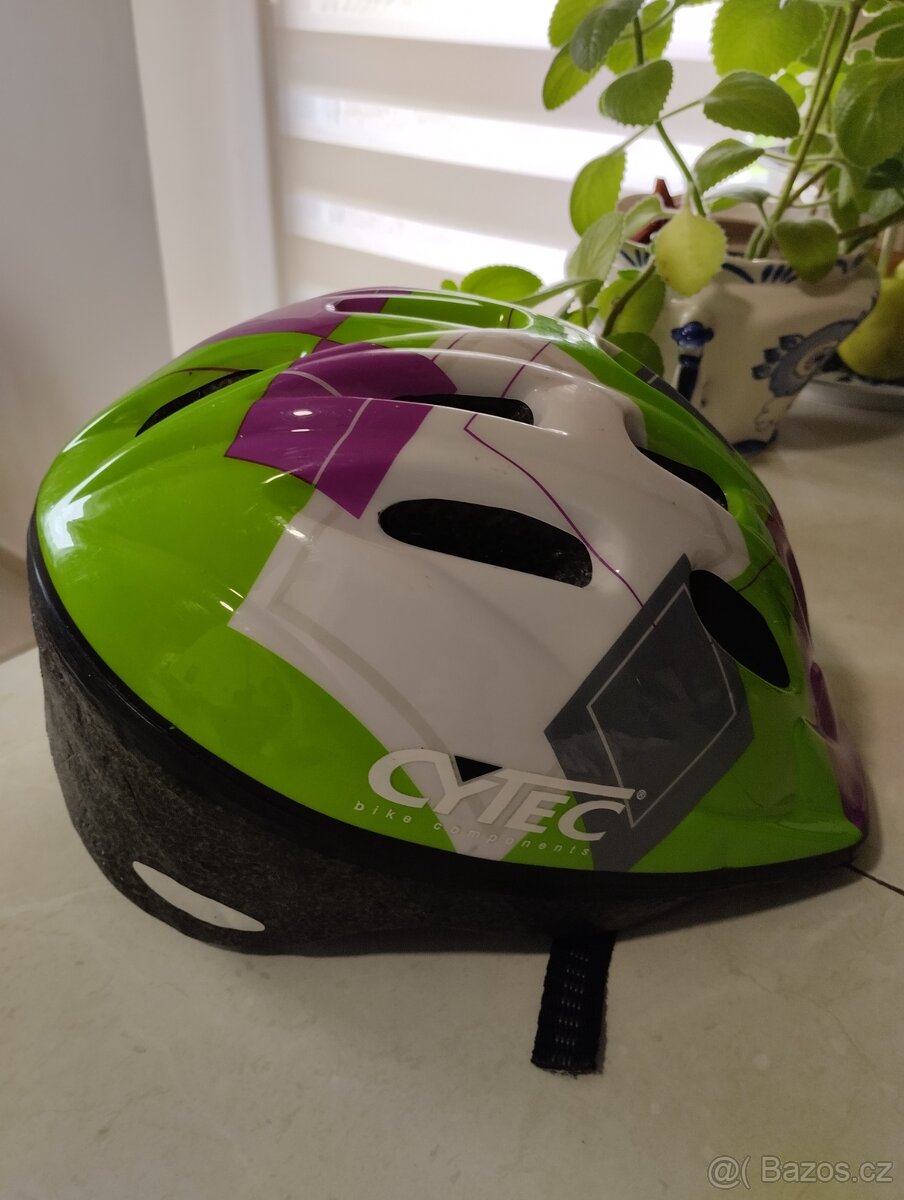 Přilba a rukavice - 9