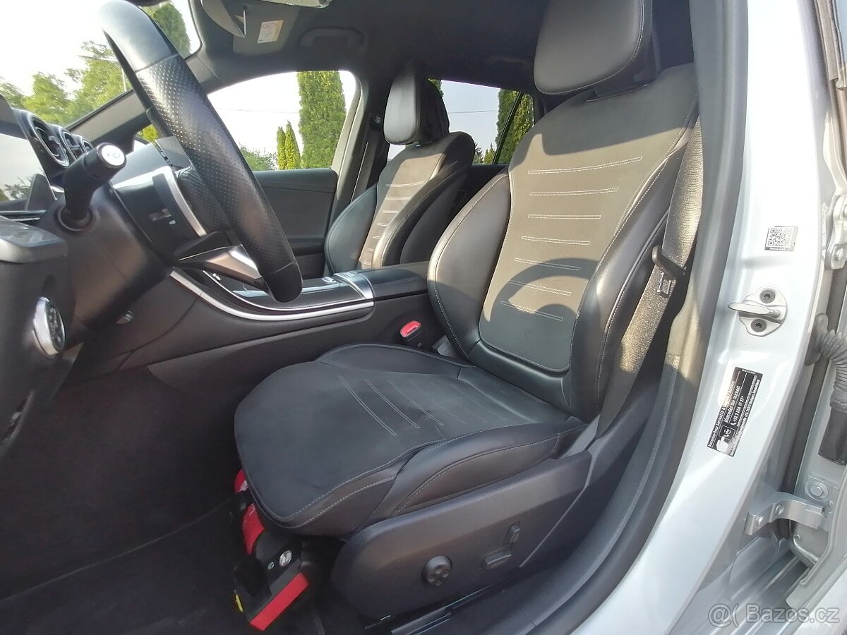 Mercedes-Benz Třídy C 200 D AMG - 9
