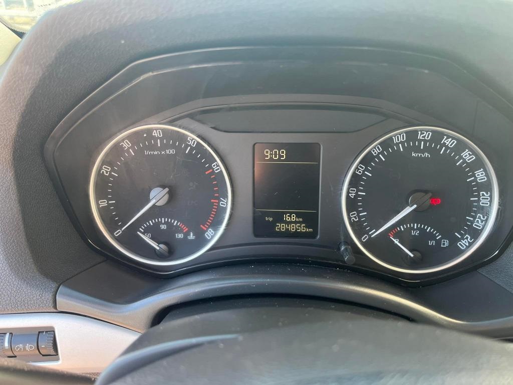 Prodám Škoda Octavia 1.8TSI - 9