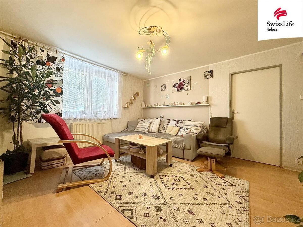 Prodej rodinného domu 188 m2, Roštění - 9