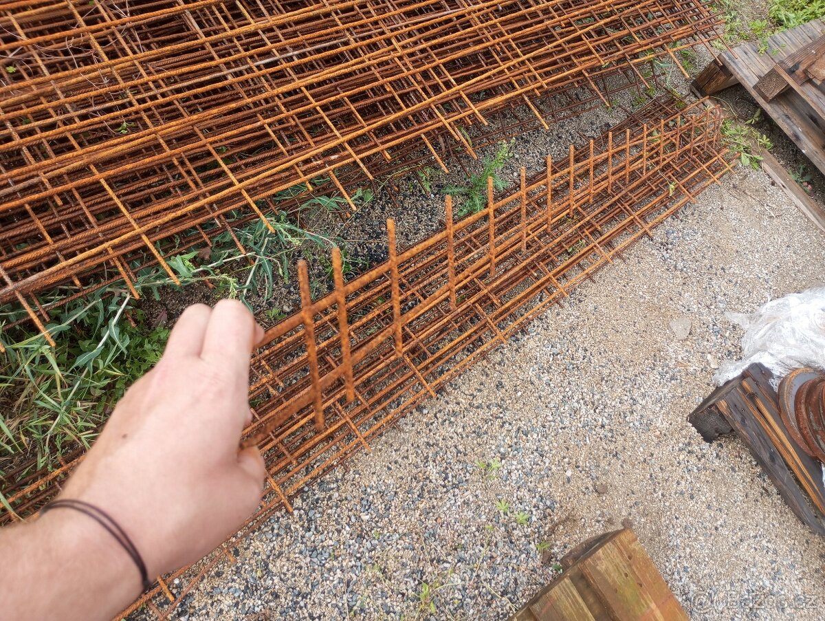 Kari sítě - 15kč / kg - 9