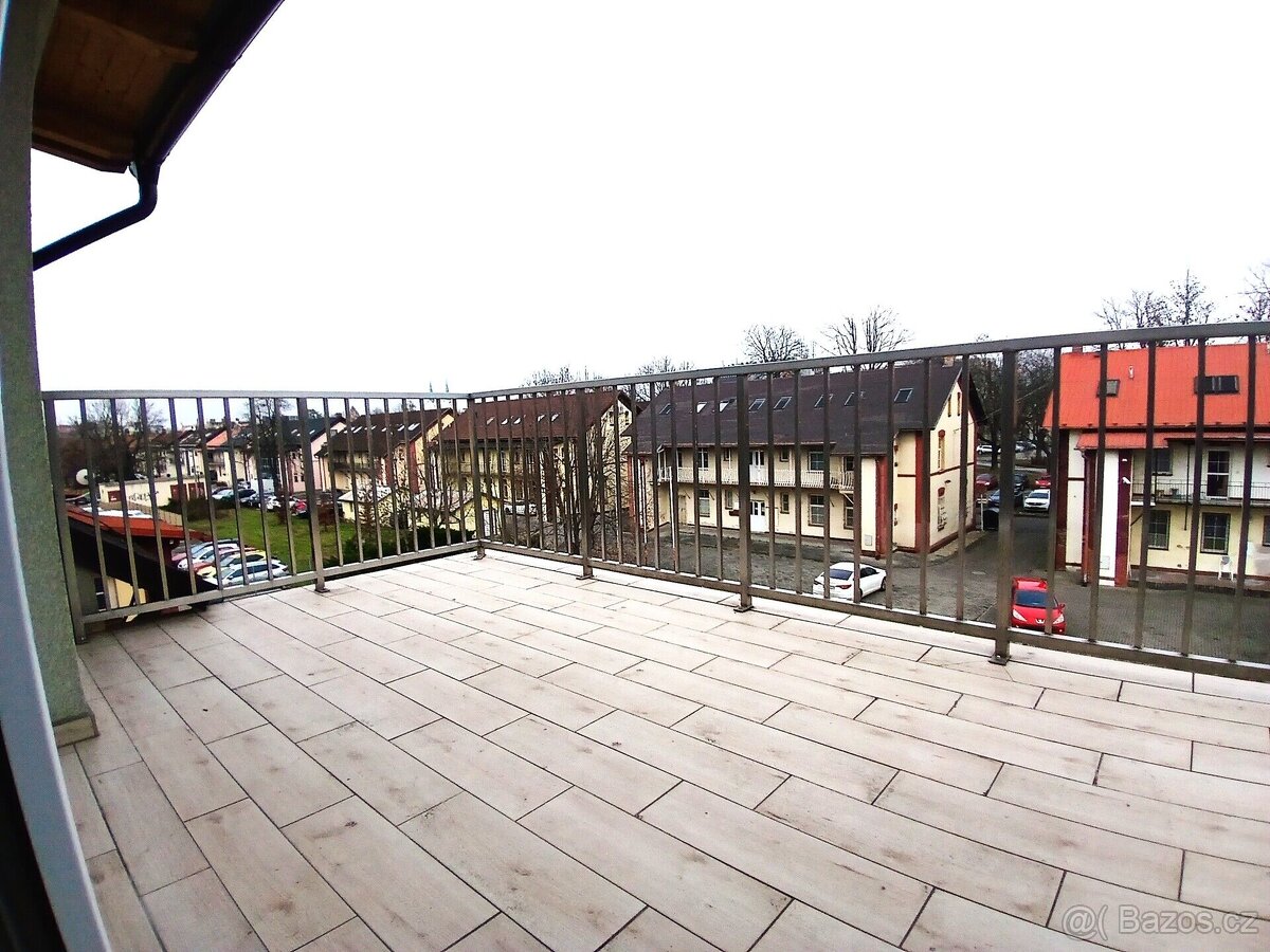 Pronájem podkrovního bytu s terasou 85m2, Ostrava - Mariánsk - 9