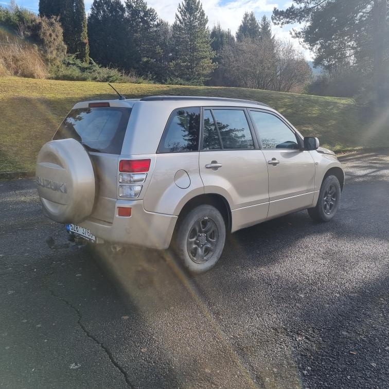 Suzuki Grand Vitara 2 1.9 DDIS - 9