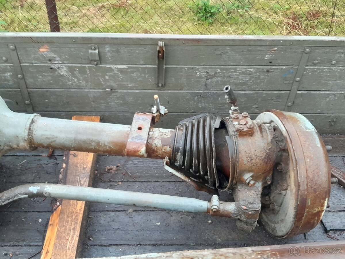 Praga V3S nápravy - 9