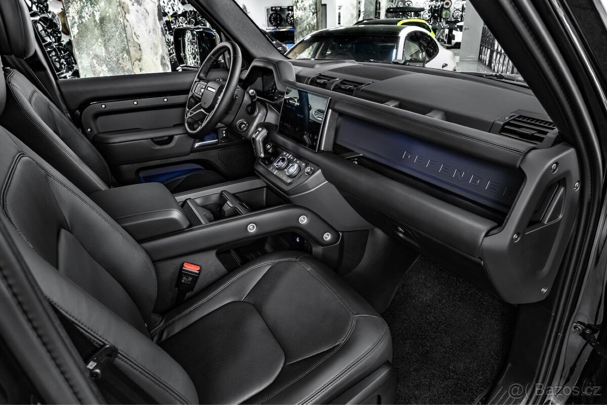 Land Rover Defender 110 X-DYNAMIC SE D300 AT MY2025 - 9