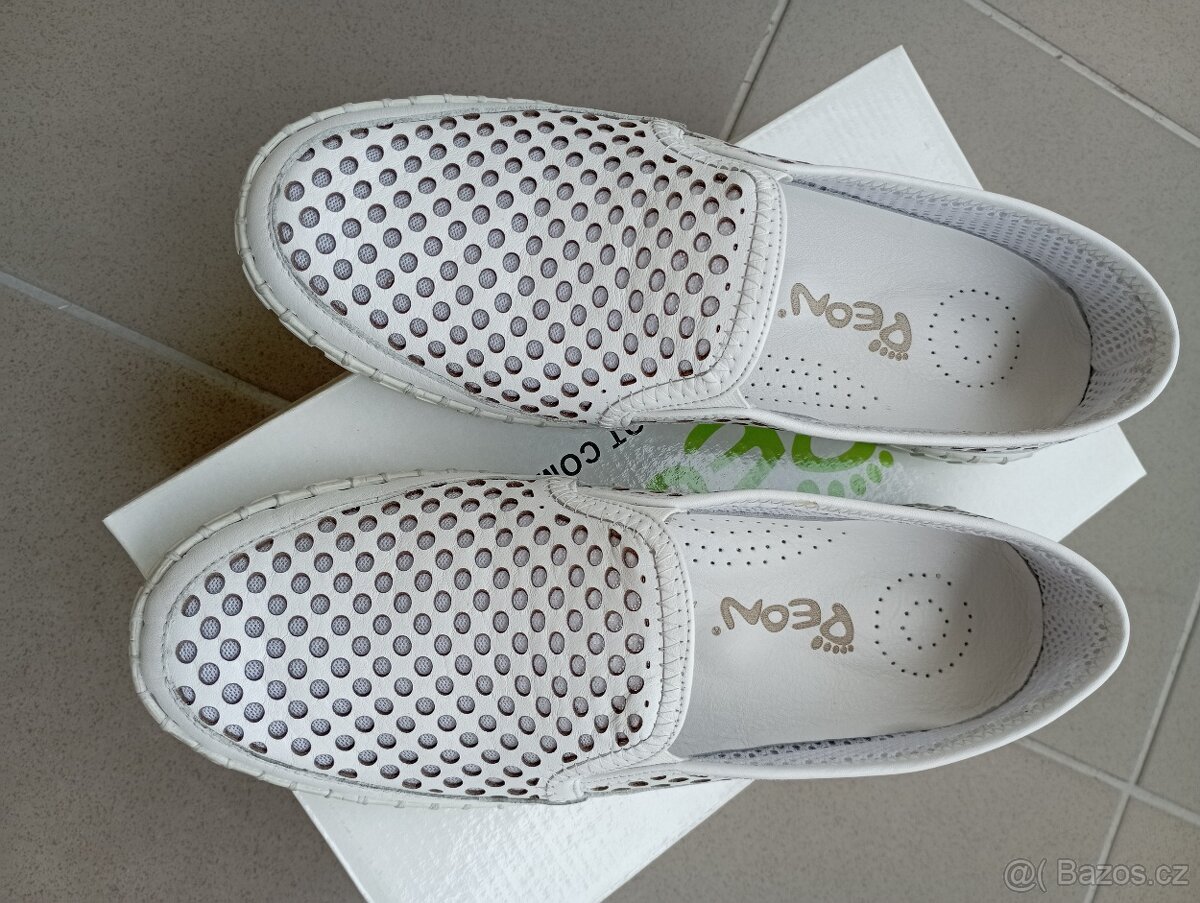 Kožené dámské polobotky - 9