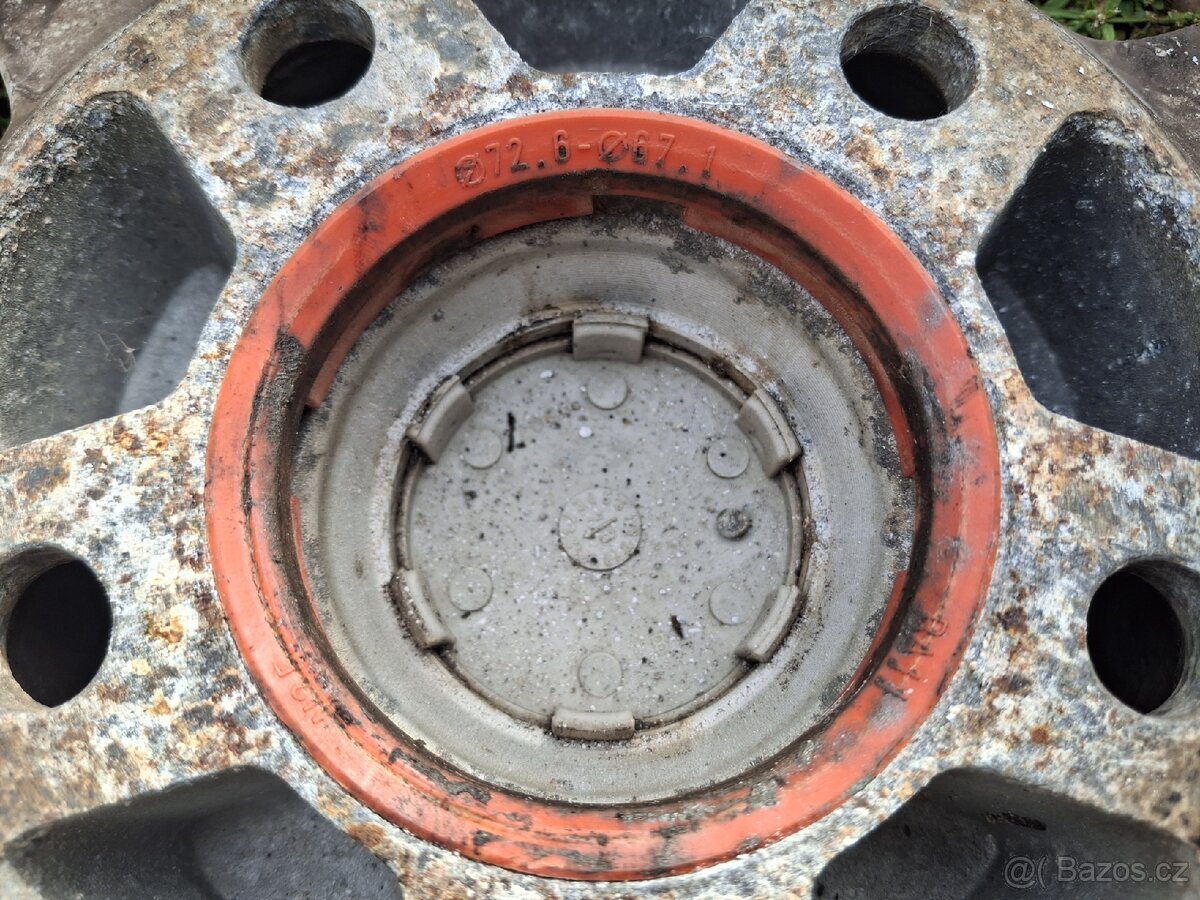Zimní kola 205/55r16 - 9