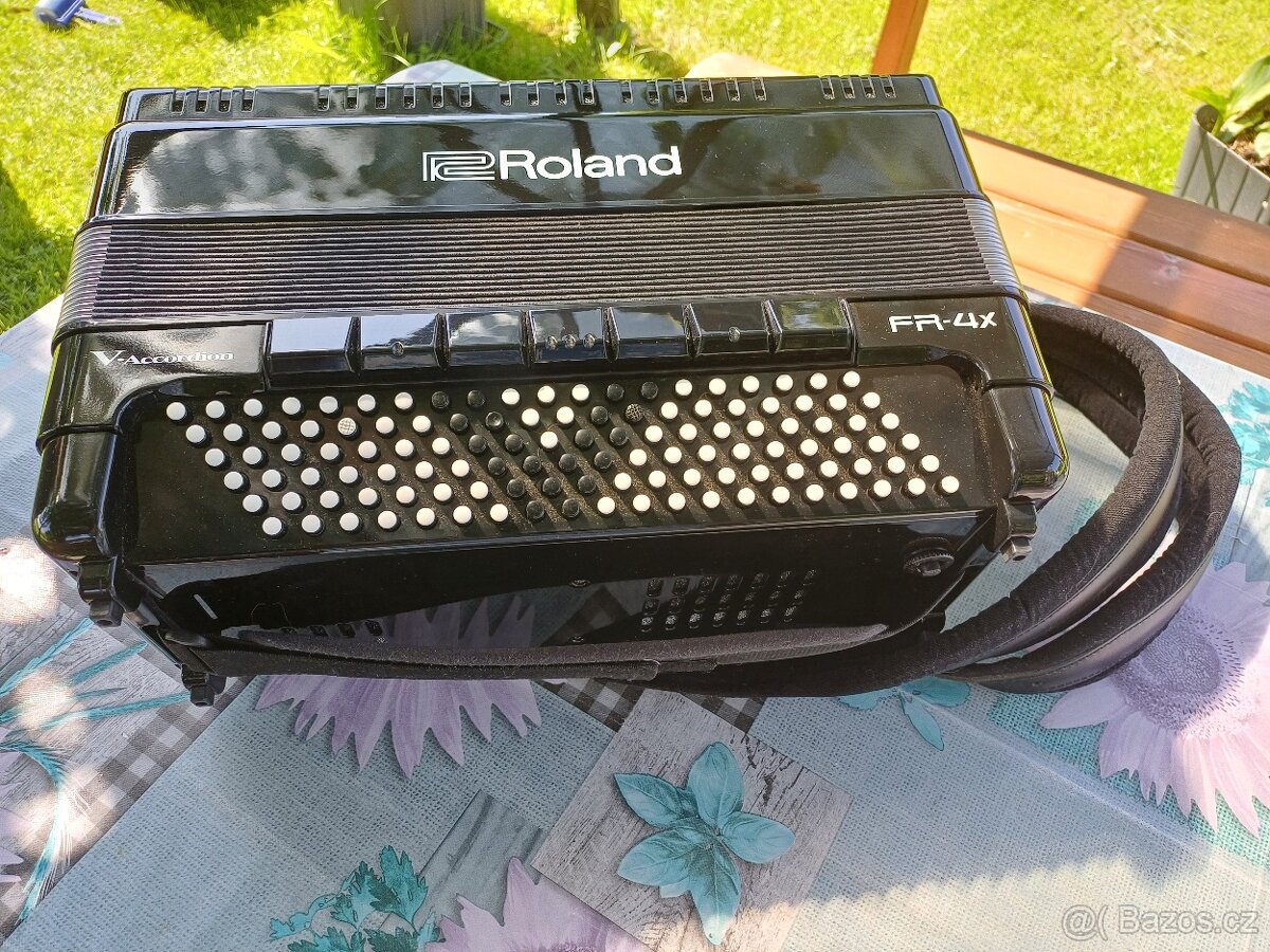 Roland fr-4x ,elektronický akordeon - 9