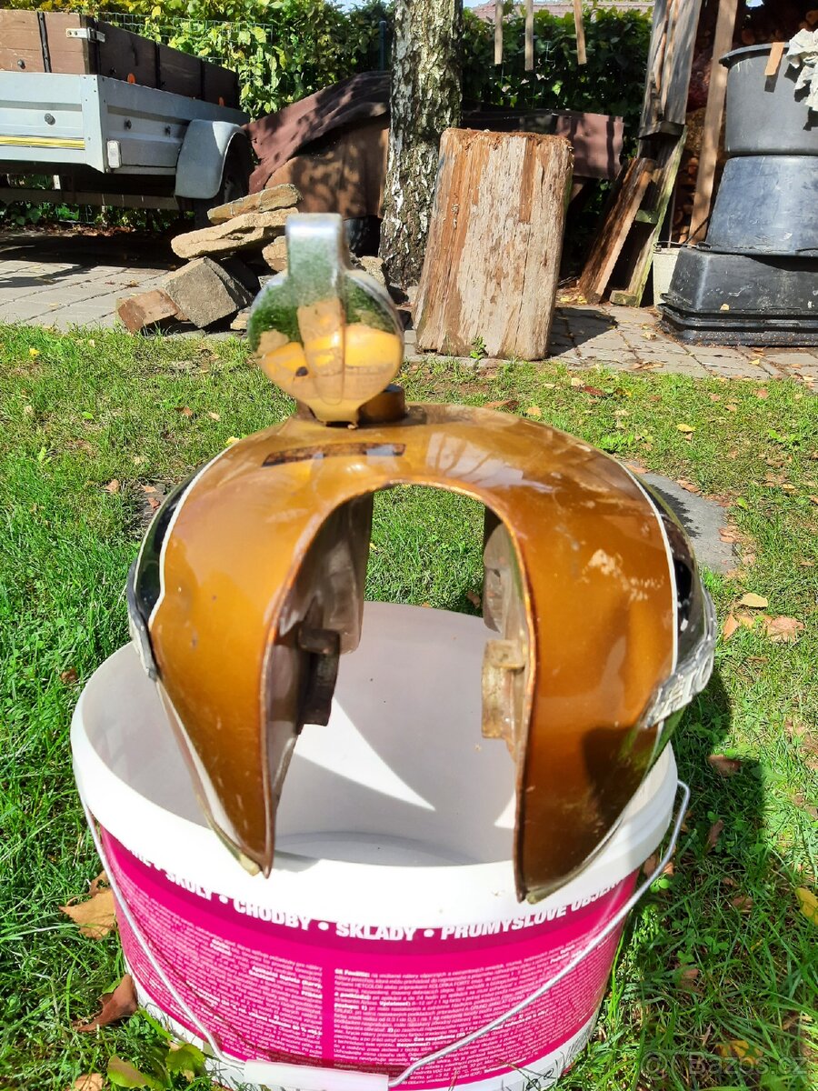 Nádrž Honda CB 250, CB 350 - 9