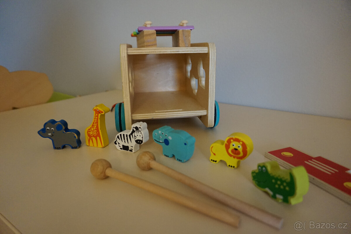 dřevěná tahací vkládačka + xylofon - 9