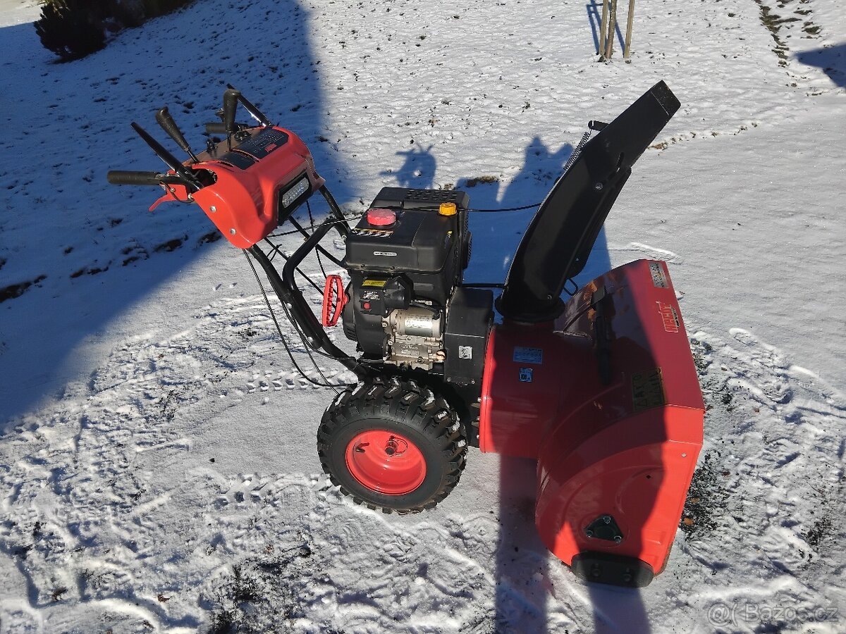 Sněžná fréza Hecht 9334 SQ - 9