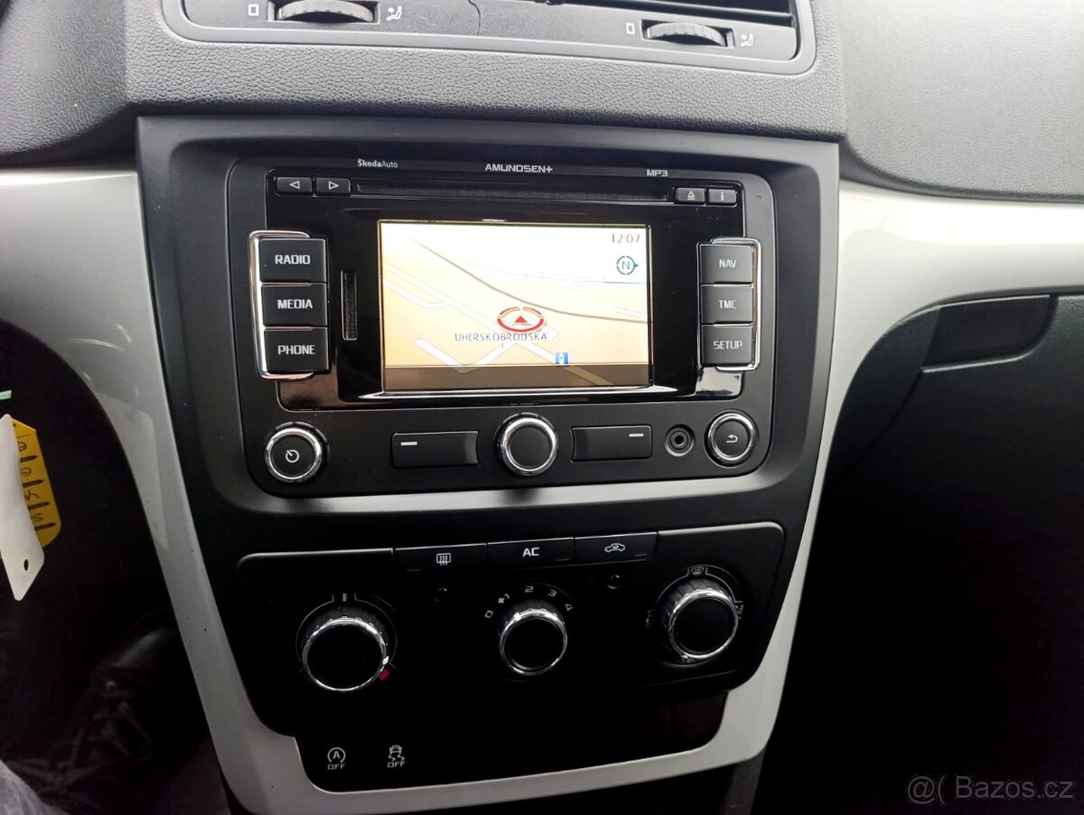 Škoda Yeti 1, 6 TDi Navi Klima Tempomat - 9